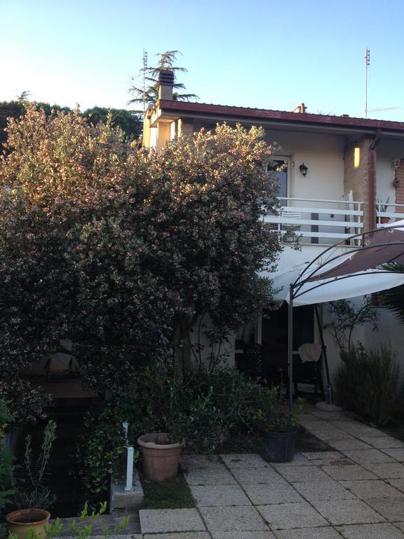 Il Cenacolo Di Sissi Apartment กัมปาญญาโน ดิ โรมา ภายนอก รูปภาพ
